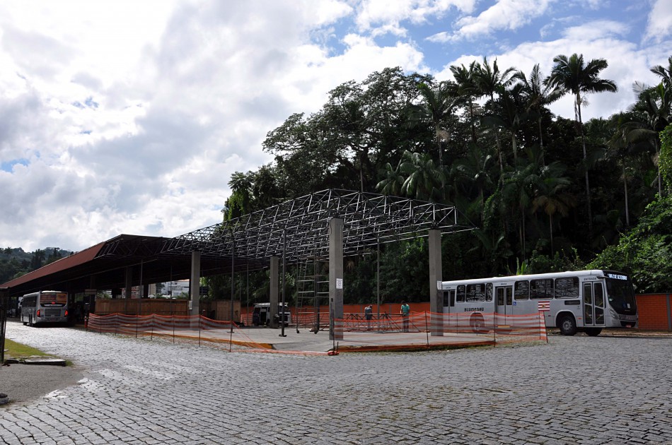 Conserto do telhado do Terminal Fonte segue para a fase final