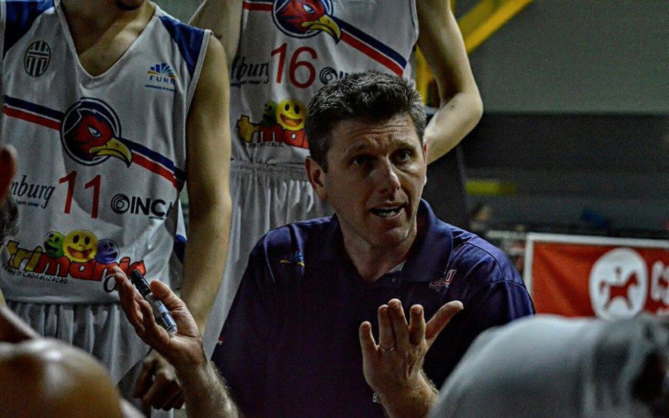 Basquete sub-19 masculino estreia no Estadual nesta quinta-feira