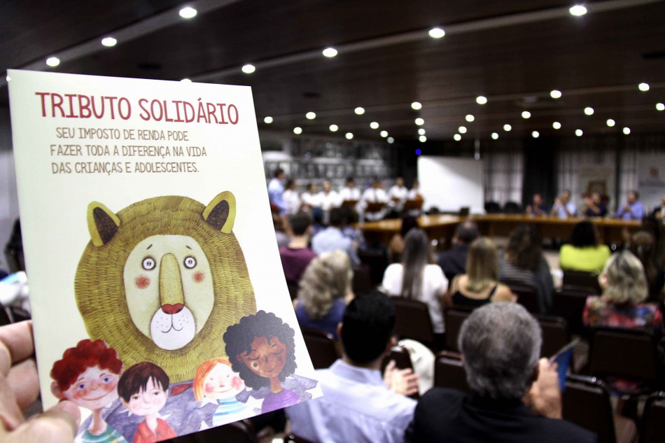Campanha incentiva contribuintes a destinarem parte do IR para o FIA