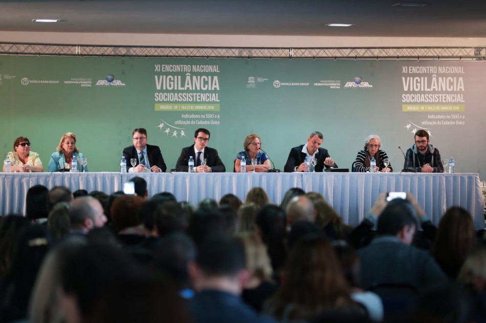 Blumenau apresenta experiência do Plano de Assistência Social em Brasília