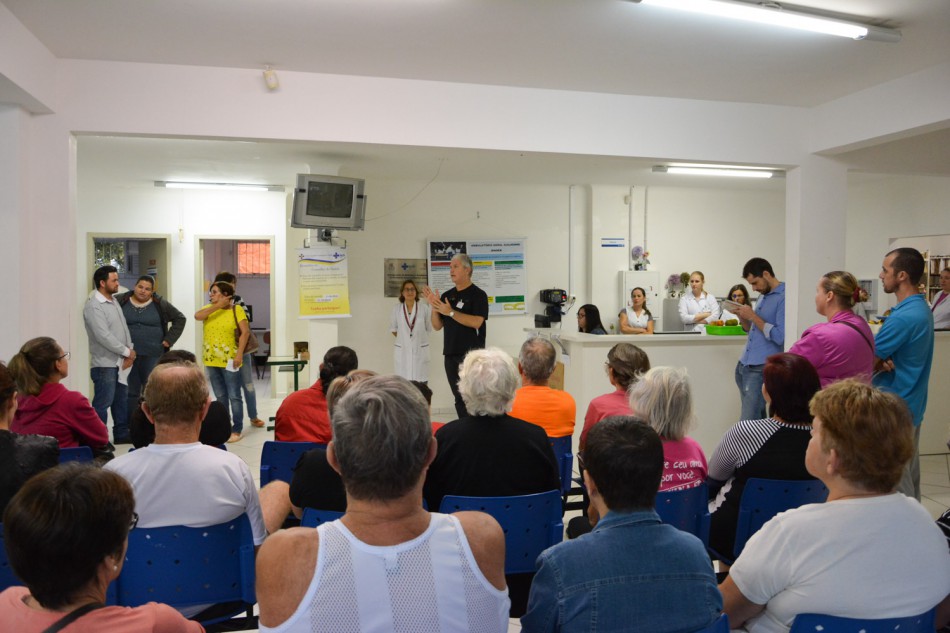 AG da Itoupava Central aborda o tema conjuntivite em roda de conversa