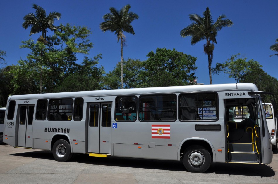 Acesso do transporte coletivo ao Norte Shopping é modificado