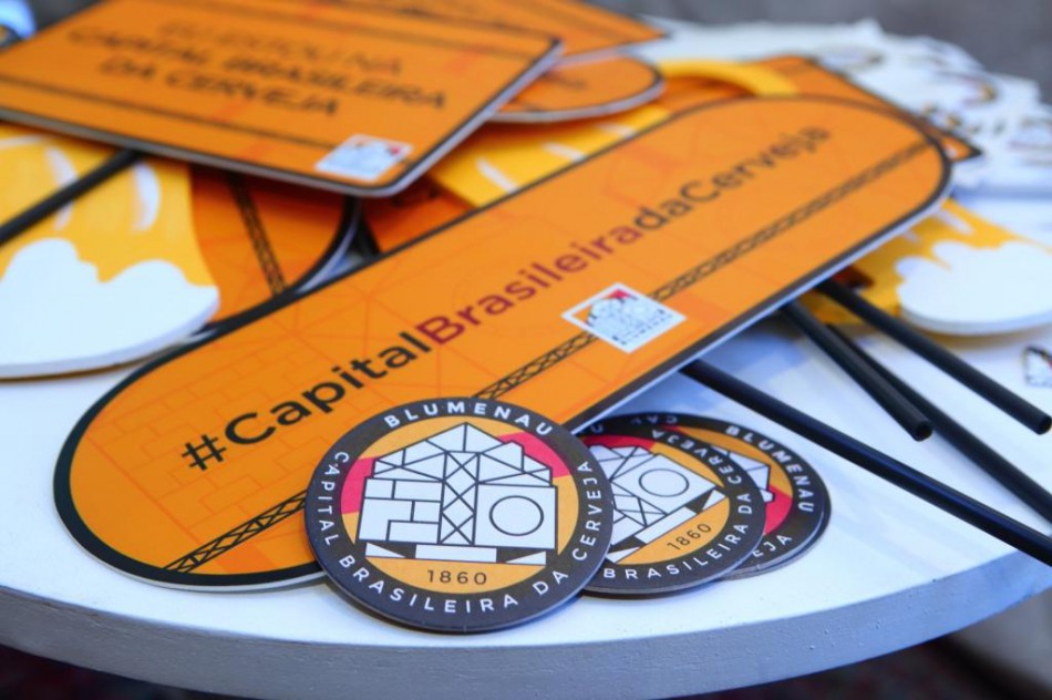 Público surpreende na estreia do Blumenau International Beer Festival