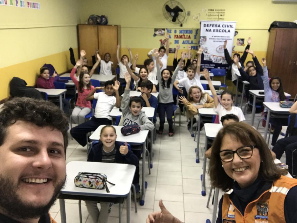Alunos vão receber certificados de Turmas Parceiras da Defesa Civil