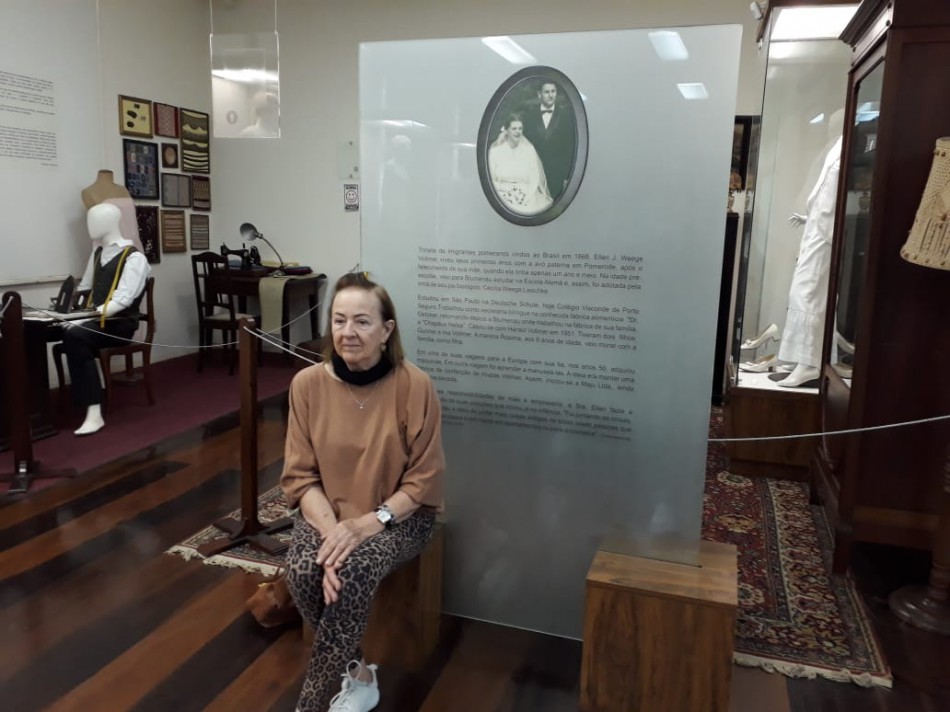 Museu de Hábitos e Costumes recebe filha de dona Ellen Vollmer