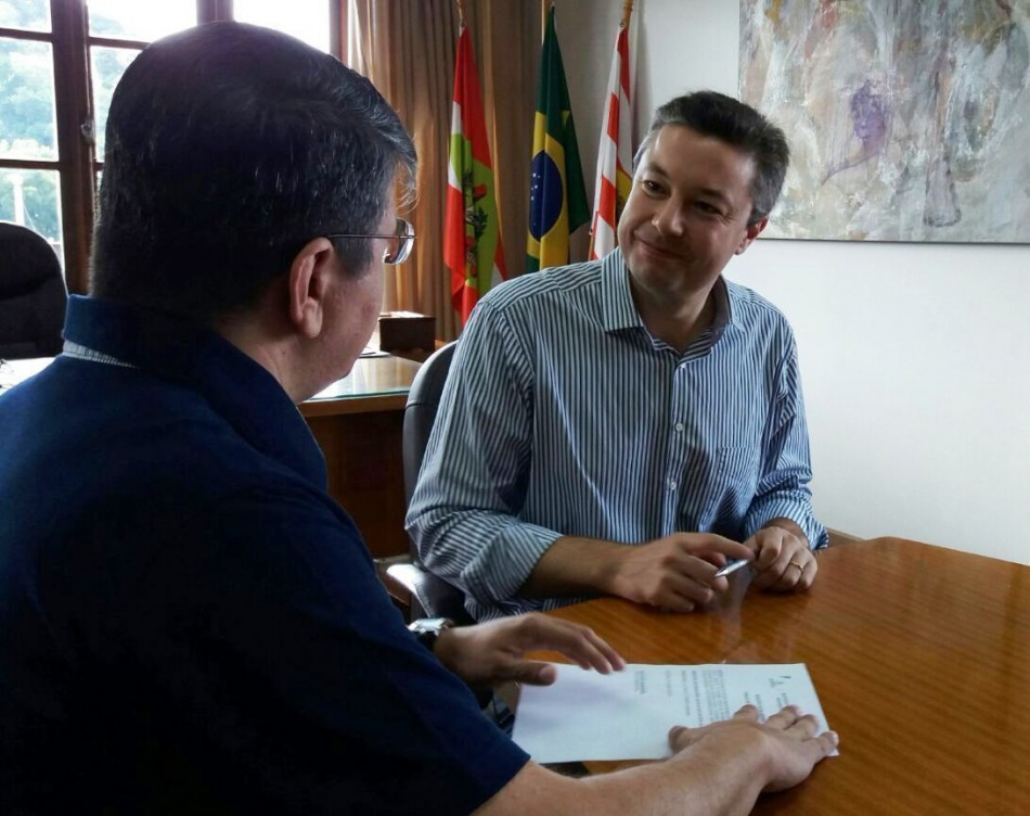 Prefeitura lança licitação para reforma do Auditório Carlos Jardim