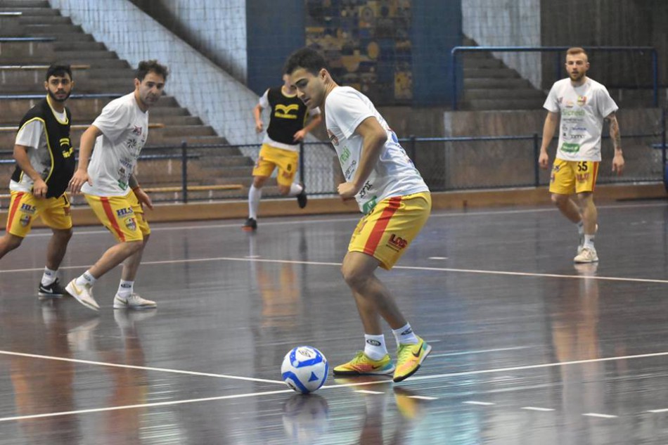 Blumenau Futsal joga no Paraná neste sábado pela Liga Nacional