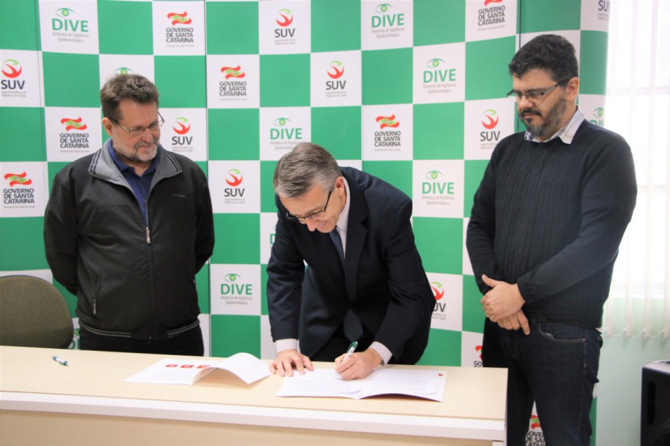 Blumenau integra campanha mundial pela erradicação da Aids