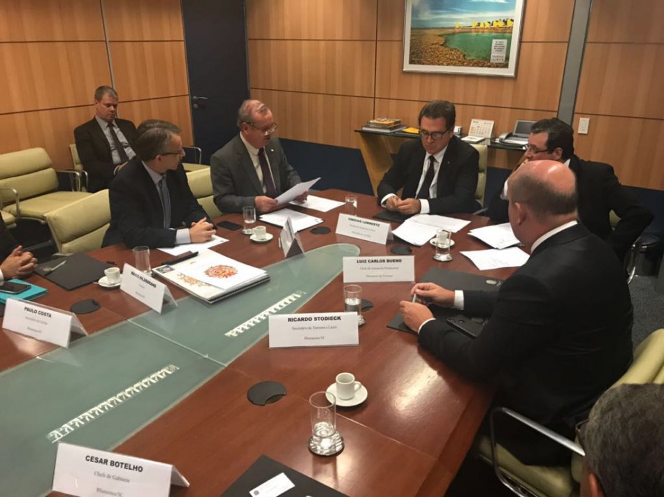 Prefeito Mário Hildebrandt cumpre agenda em Brasília