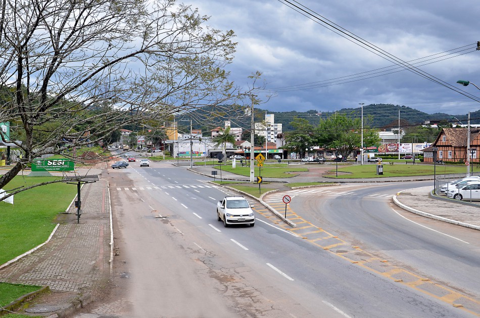 Trânsito entre Blumenau e Gaspar ficará interditado na manhã de domingo