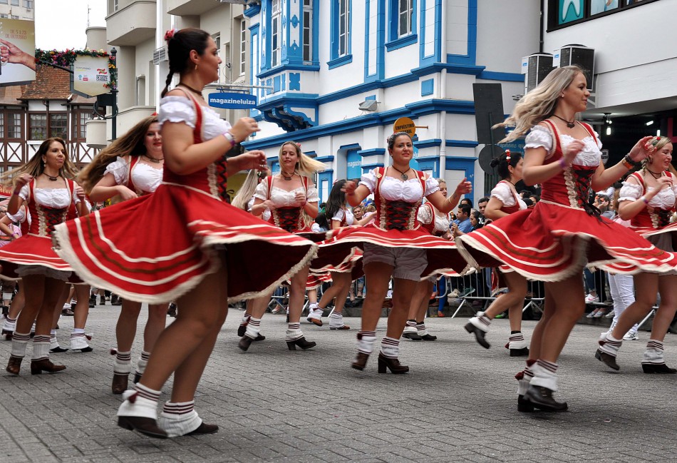 Inscrições para os desfiles da 35ª Oktoberfest abrem nesta quarta, dia 12