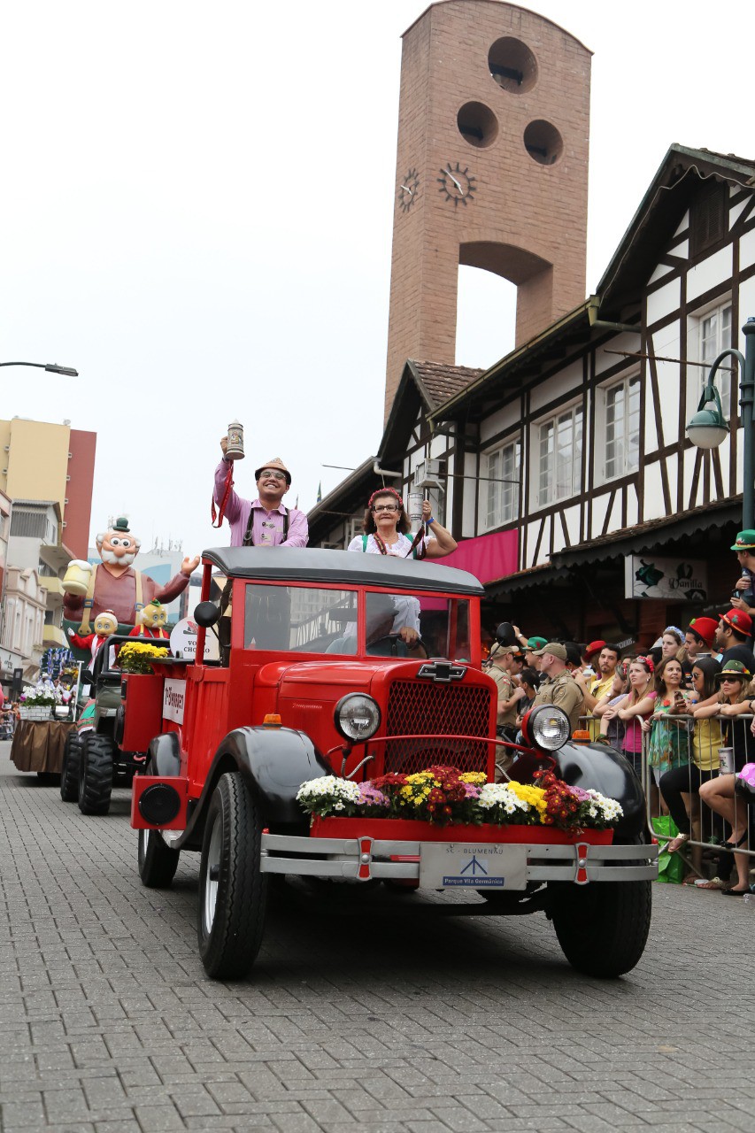 Bierwagen inicia hoje ação na XV de Novembro
