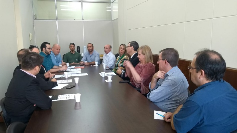 Faema recebe visita de técnicos de diversos órgãos