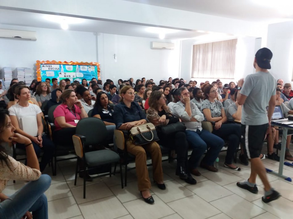 Estudantes da EBM Lauro Müller participam de ações de prevenção 