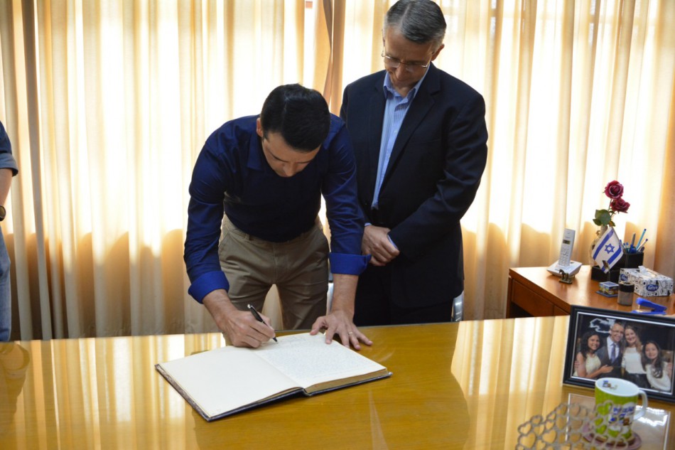 Marcos da Rosa assume interinamente a Prefeitura