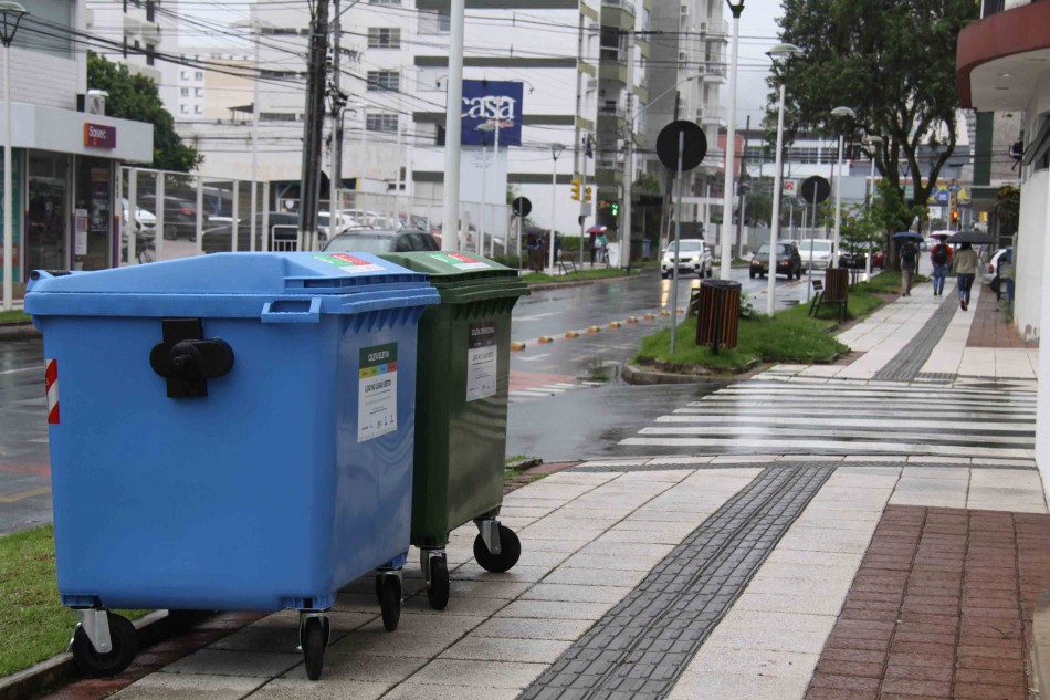 Samae reforça aviso sobre separação correta dos lixos comum e reciclável