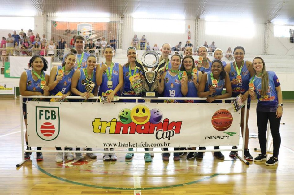 Basquete Feminino de Blumenau vence Campeonato Estadual