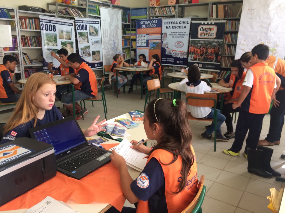 Agentes Mirins vão simular atendimento de Defesa Civil na escola