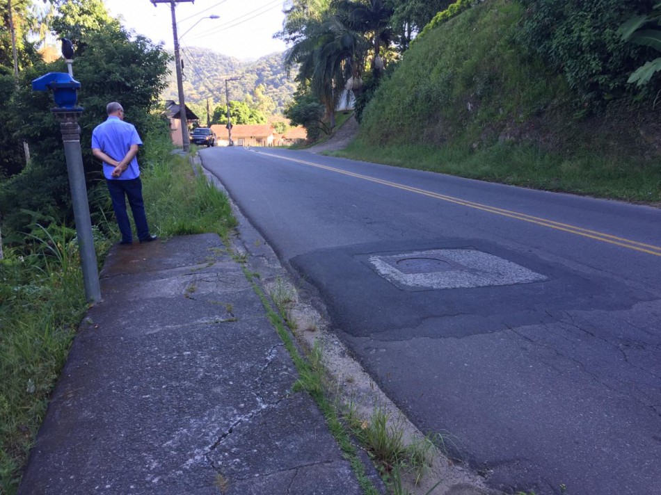 Rua Progresso ganhará muro de gabião e recuperação de calçada