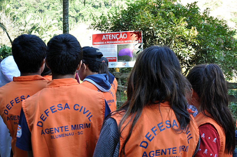 Novos Agentes Mirins de Defesa Civil tomam posse nesta quarta-feira 