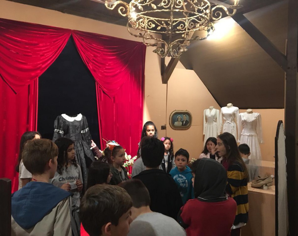 Exposição que mostra a evolução de vestidos de noiva vai até domingo