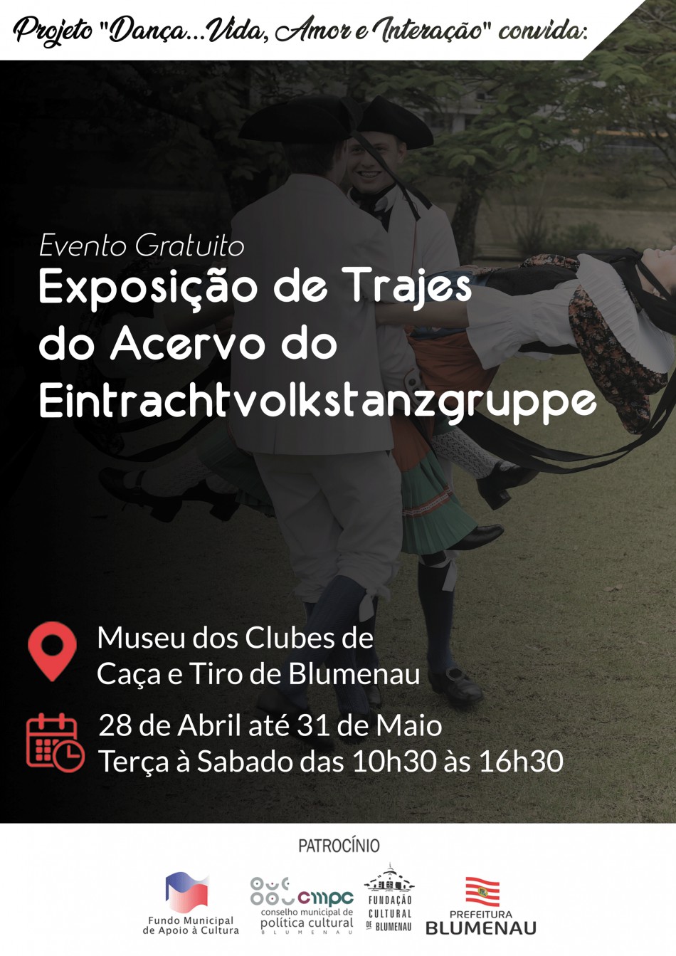 Grupo folclórico faz exposição de trajes típicos germânicos