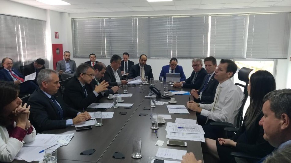 Por falha da Secretaria Nacional de Aviação Civil Blumenau corre risco de perder recursos do Balizamento Noturno para o Aeroporto