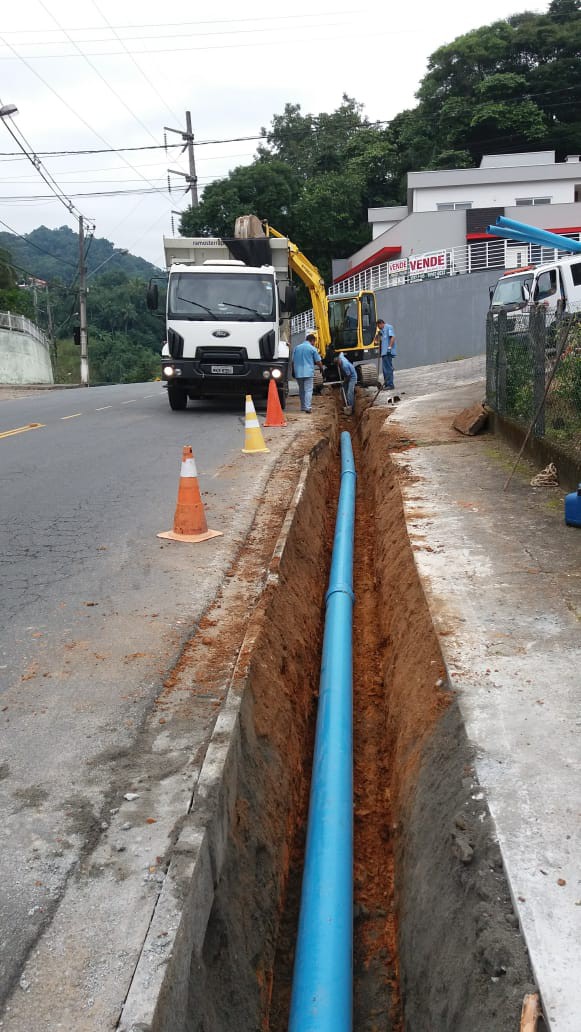 Finalizadas as obras de interligação de rede na Rua Governador Jorge Lacerda