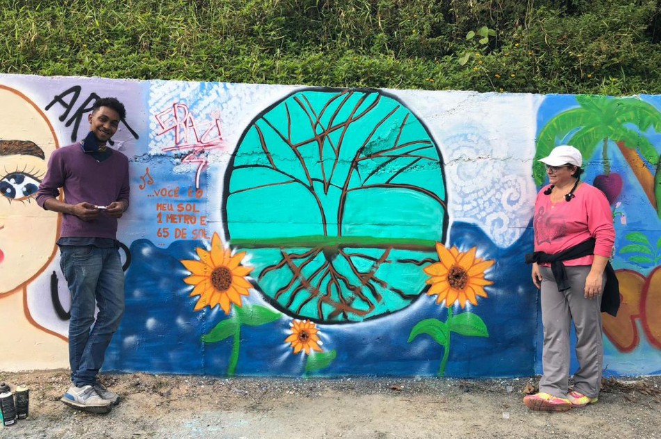 Oficina de Arte Urbana entrega obra na Glória