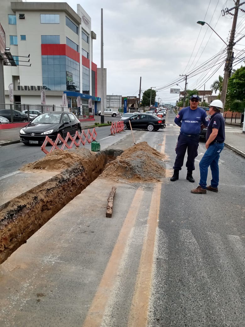 Obras de expansão de rede na Rua 2 de Setembro prosseguem neste final de semana