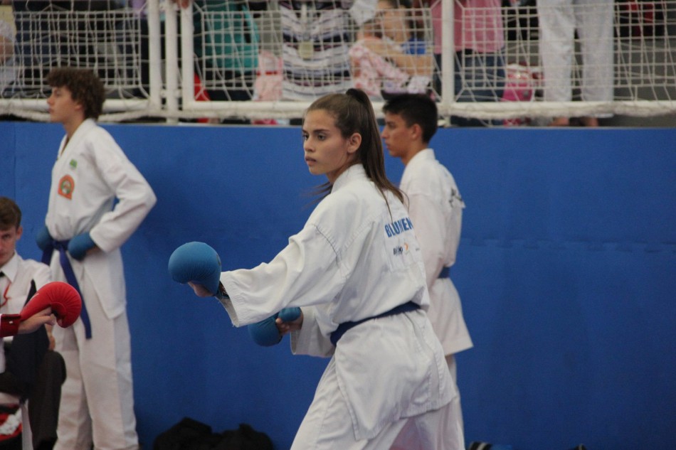 Três atletas da ABK/SME Blumenau disputam vagas para Seleção Brasileira de Karate Sênior 