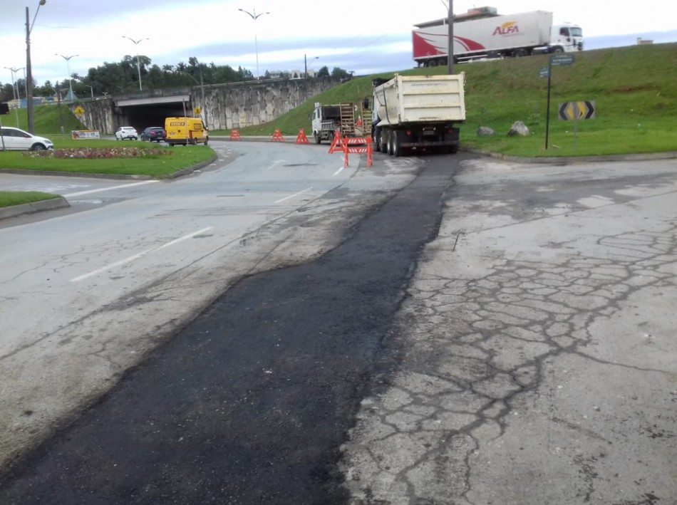 Obras na Rua Francisco Vahldieck prosseguem até quarta-feira