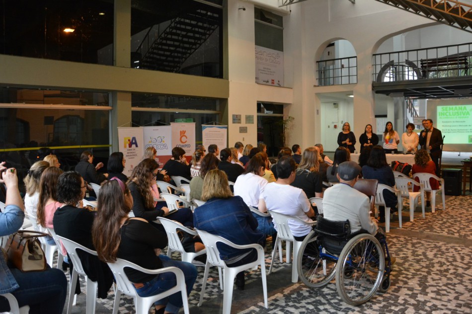 Encontro Interconselhos traz discussão sobre a Pessoa com Deficiência em Blumenau