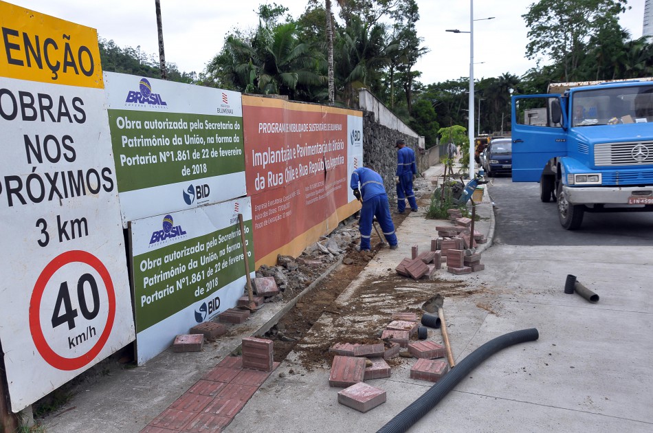 Cruzamento entre as ruas República Argentina e Paraguai será pavimentado no sábado