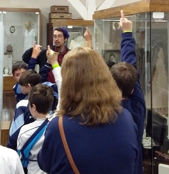 Alunos de Timbó visitam museus do Centro Histórico