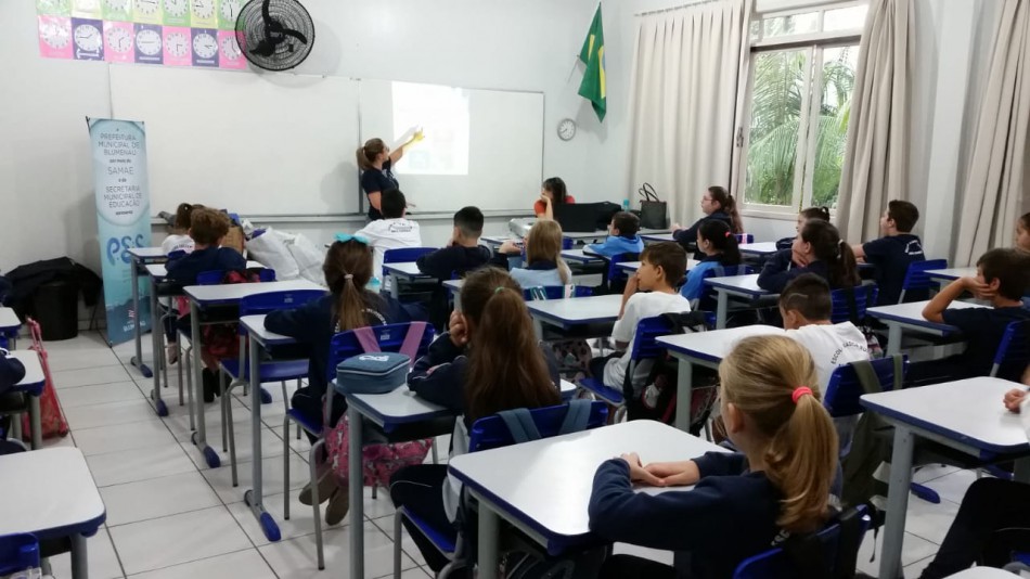 Aulas do Programa de Educação em Saneamento iniciaram esta semana