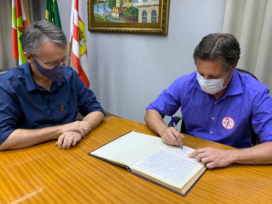 Por determinação médica, prefeito Mário Hildebrandt entra em licença por cinco dias