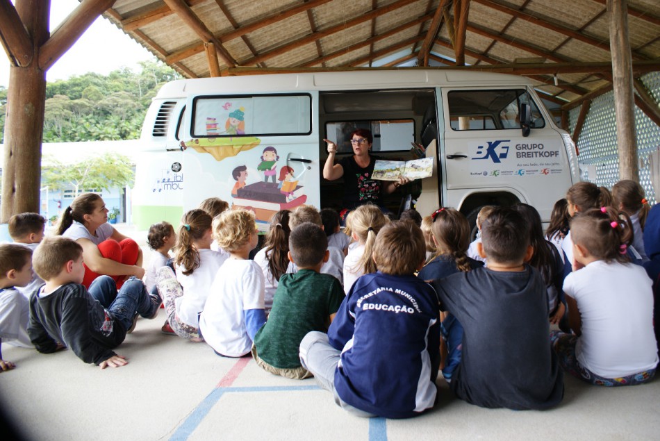 Biblioteca Ambulante visita escolas isoladas