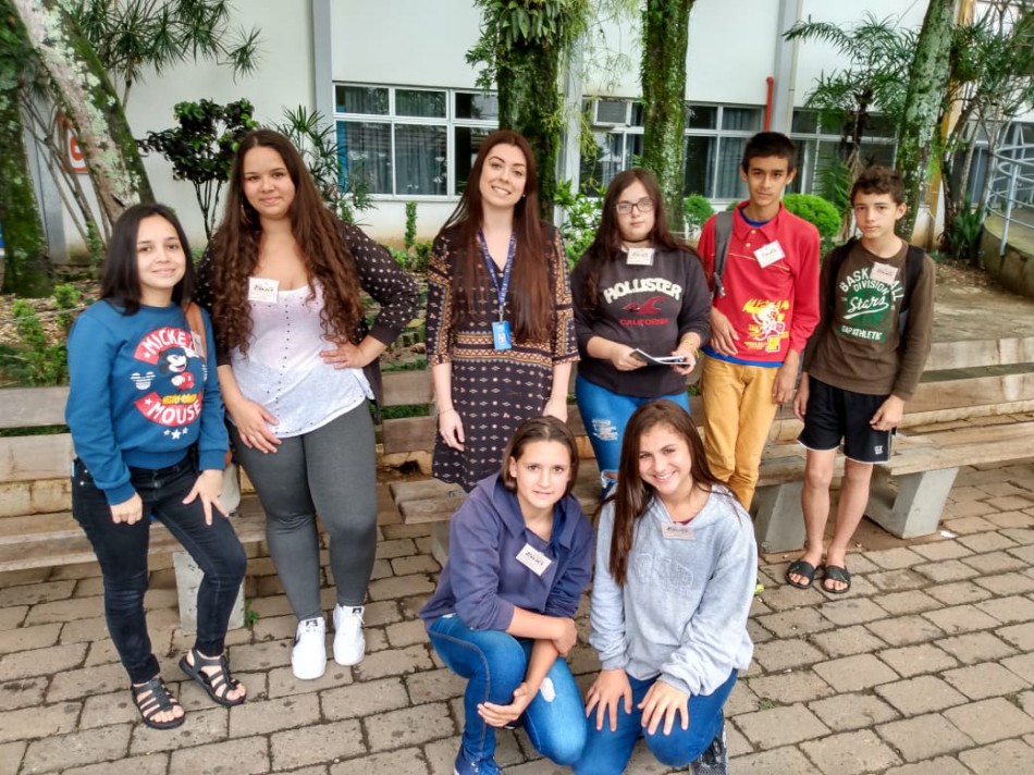 Adolescentes do Cras da Velha realizam visita ao Campus I da Furb