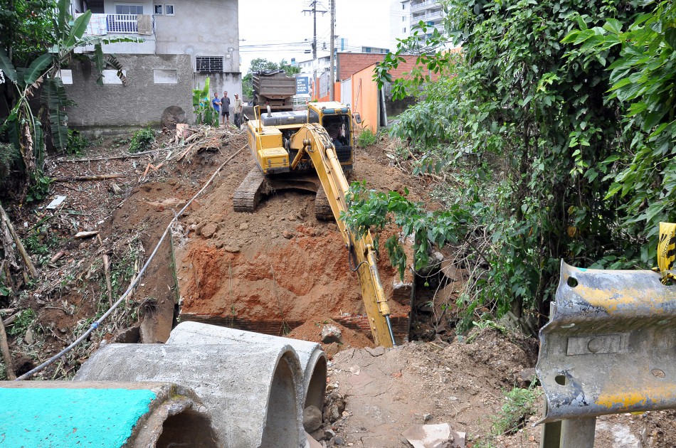 Prefeitura inicia obra para instalação de Ponte no Salto do Norte