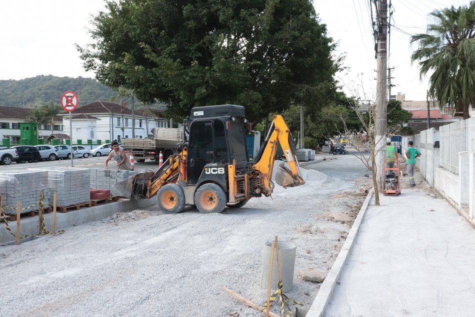 Região Sul sendo contemplada com obras de pavimentação