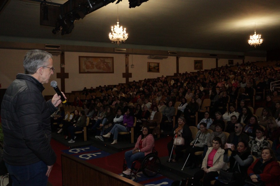 Combate ao capacitismo é tema de seminário municipal de Educação Especial