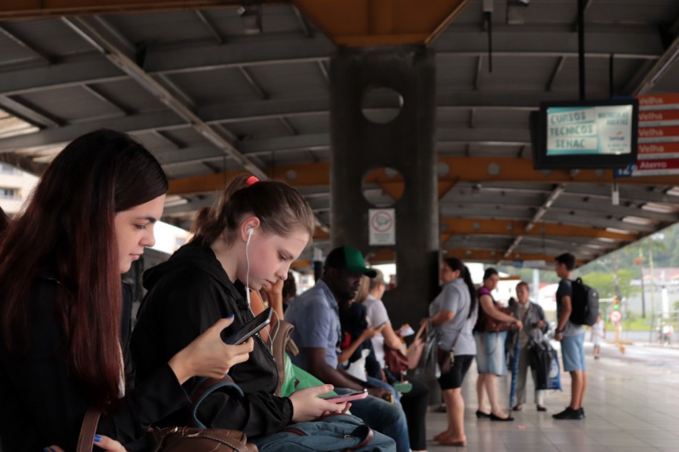 Estudantes poderão recadastrar cartão para transporte coletivo durante o Carnaval