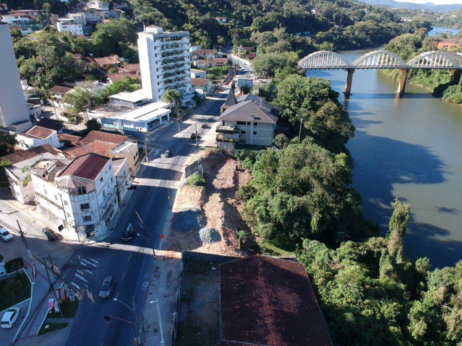 Prefeitura segue em ritmo acelerado para concluir revitalização da República Argentina 