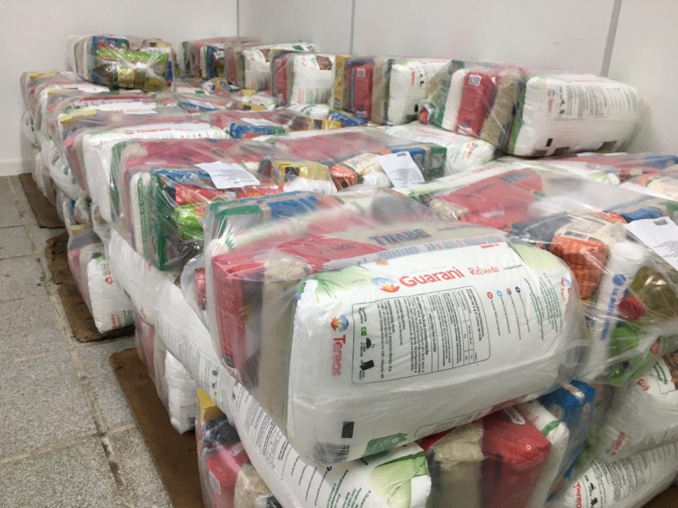 Semudes recebe alimentos, materiais de higiene e cobertores dos Lions Clubes 