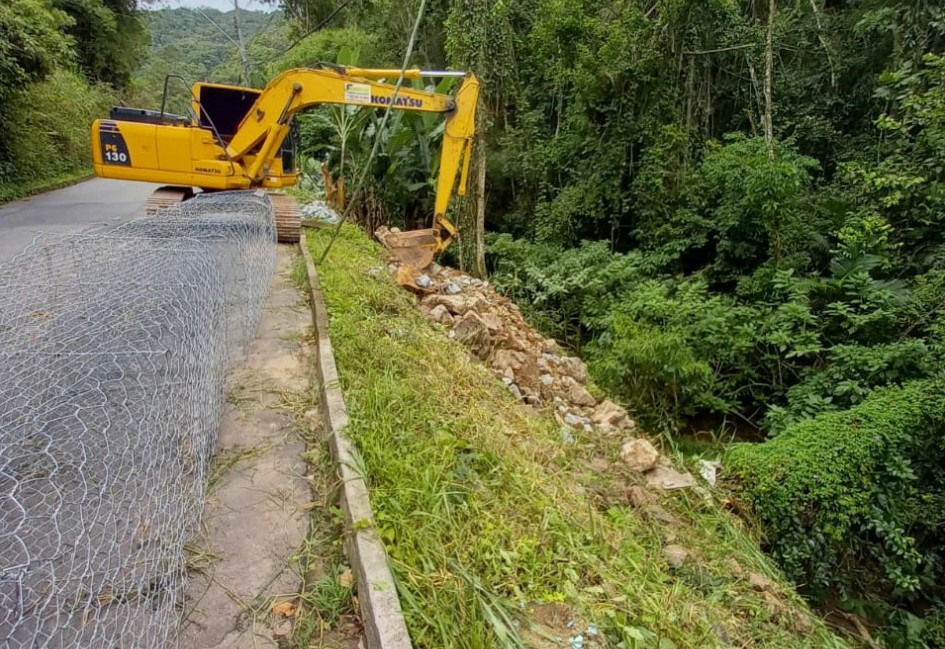 Prefeitura inicia obra de contenção na Rua Ruy Barbosa no bairro Progresso 