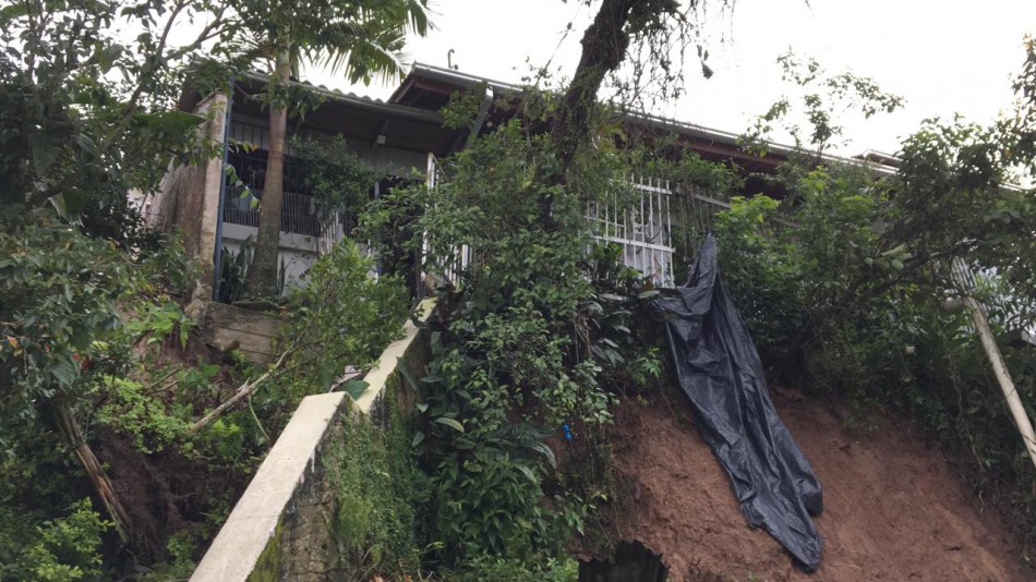 Número de ocorrências registradas por conta das chuvas passa de 240 em Blumenau