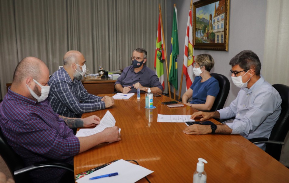 Prefeitura exige inclusão de 75 novos horários diários na operação do transporte coletivo