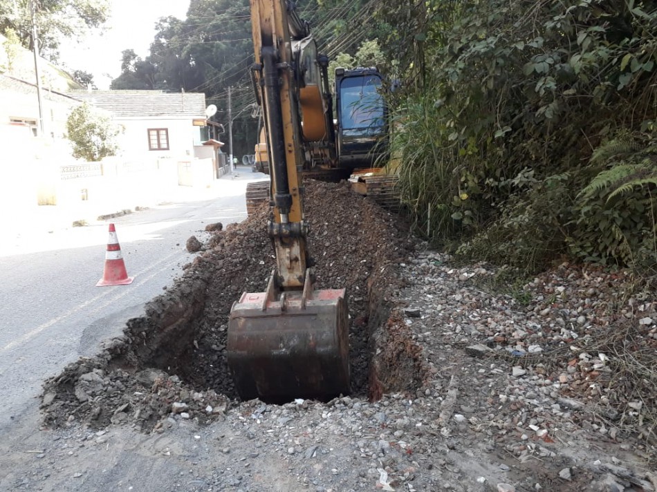 Rua da Glória recebe obra de microdrenagem 