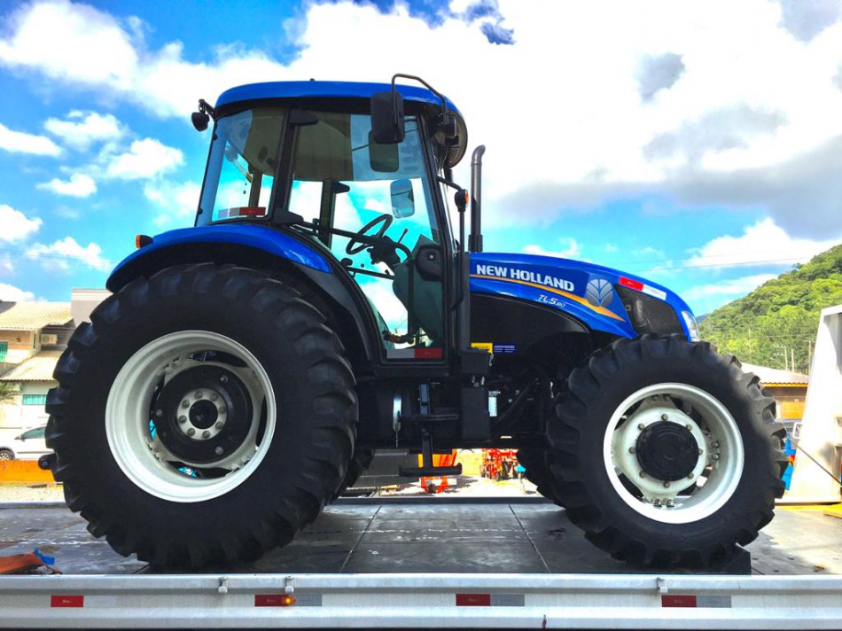 Semmas recebe novos equipamentos agrícolas para apoio ao agricultor de Blumenau